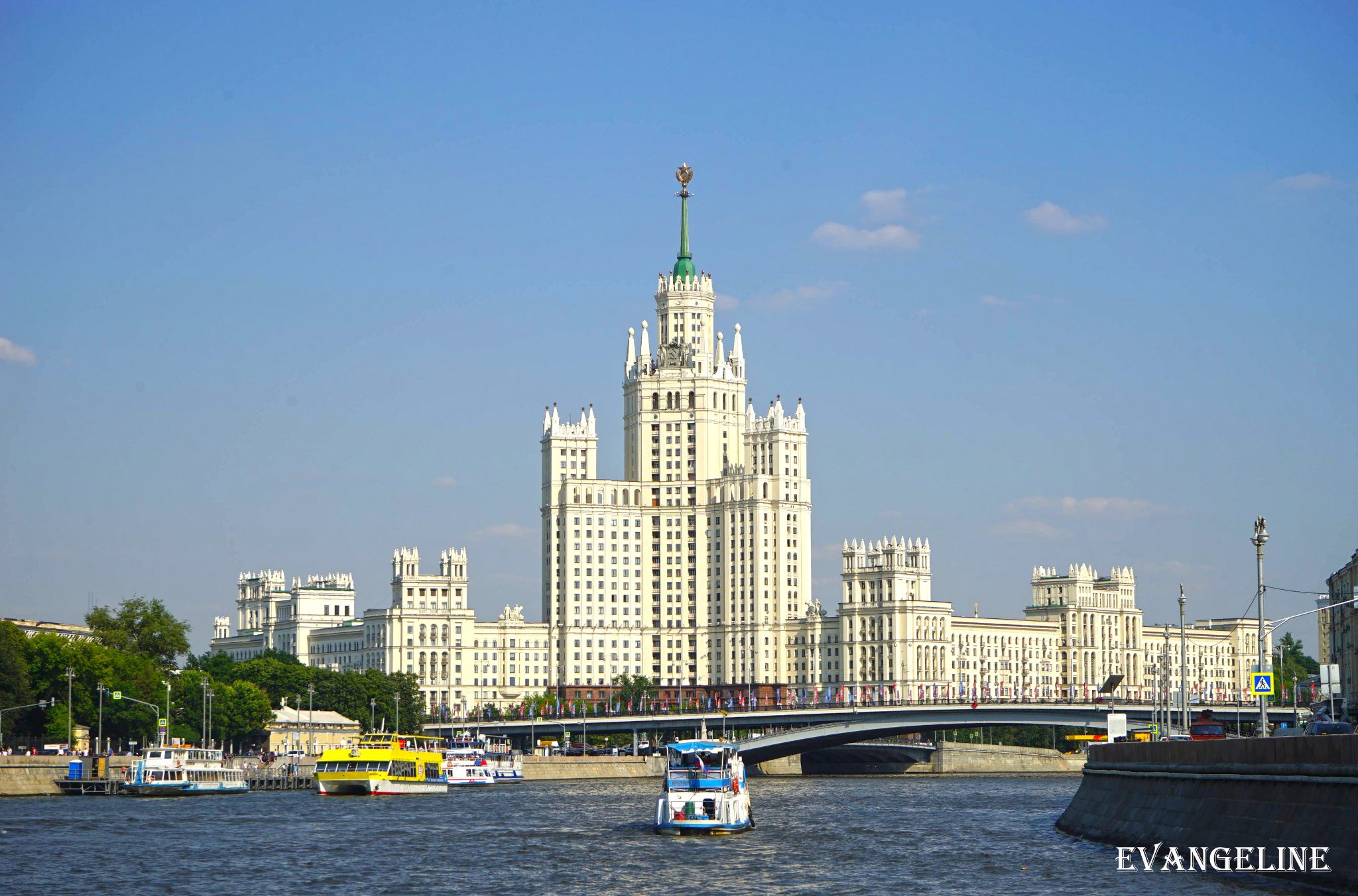 搭船遊河(莫斯科河)